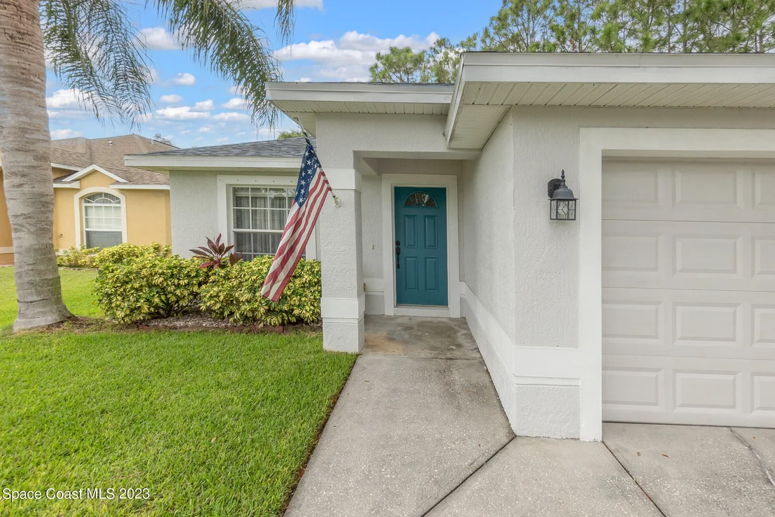 Photo of 615 Sedgewood Circle