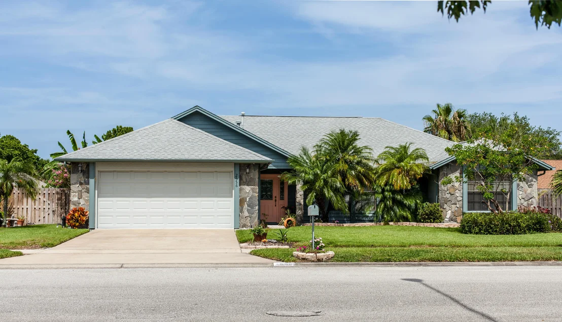 Photo of 2556 Nobility Avenue