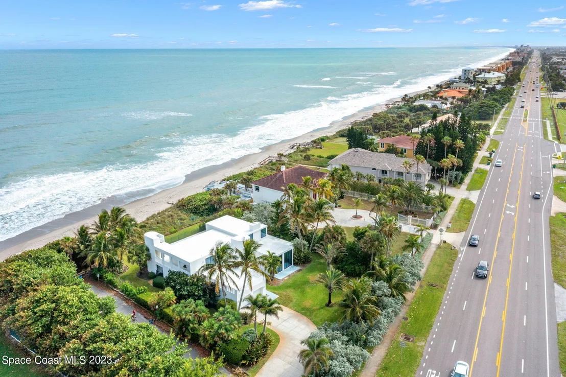 Photo of 1655 Highway A1a
