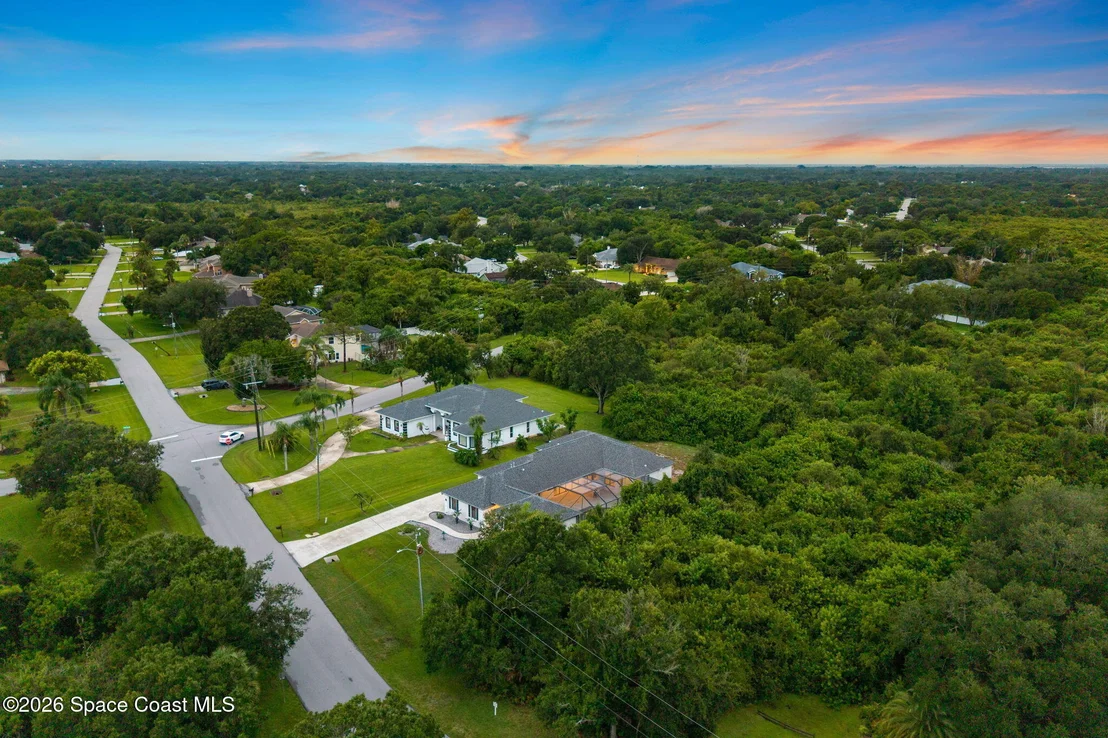 Photo of 4508 Canard Road