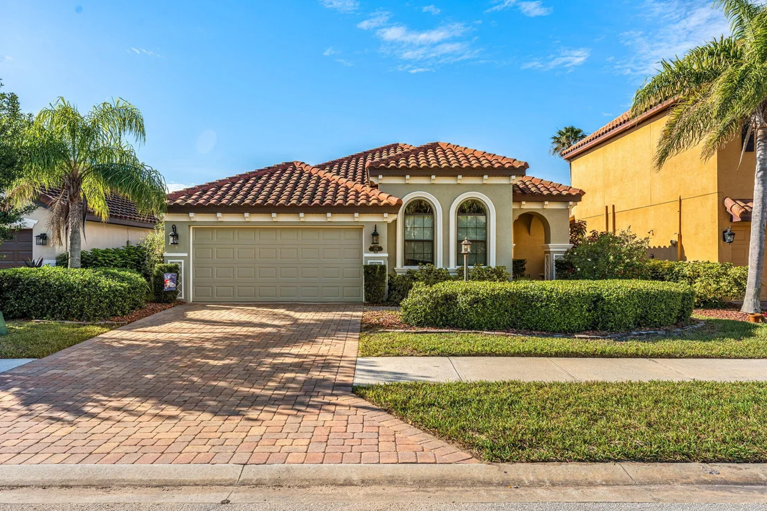 Photo of 279 Montecito Drive