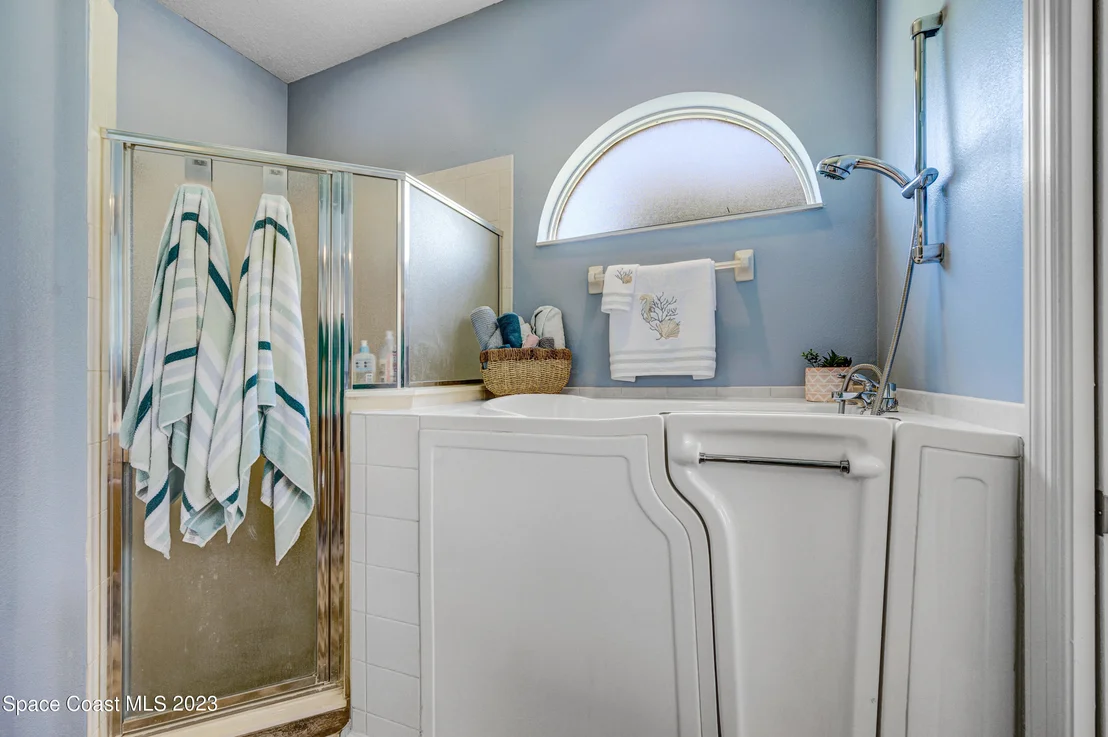 Photo of 3855 Waterford Drive