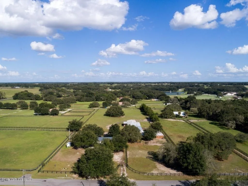 Photo of 2564 Smitty Road