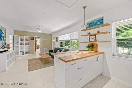 Photo of 120 Rita Boulevard