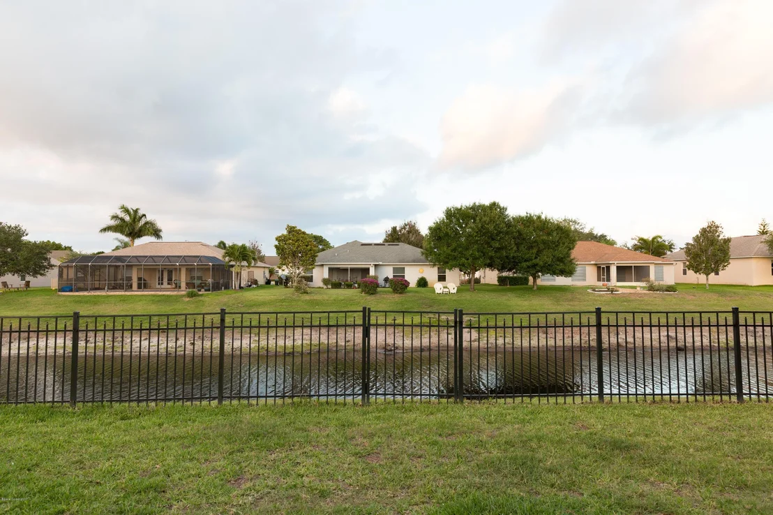 Photo of 1045 Morgan Circle NE