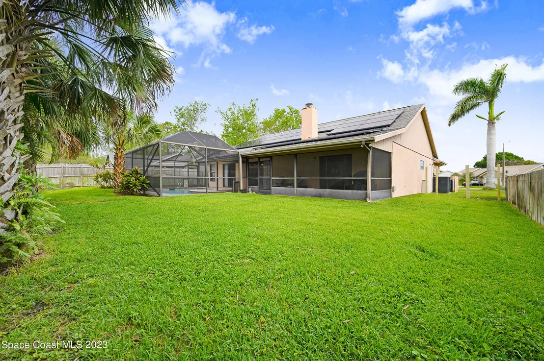 Photo of 1255 Walnut Court