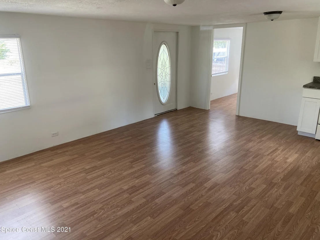 Photo of 384 Macarthur Circle