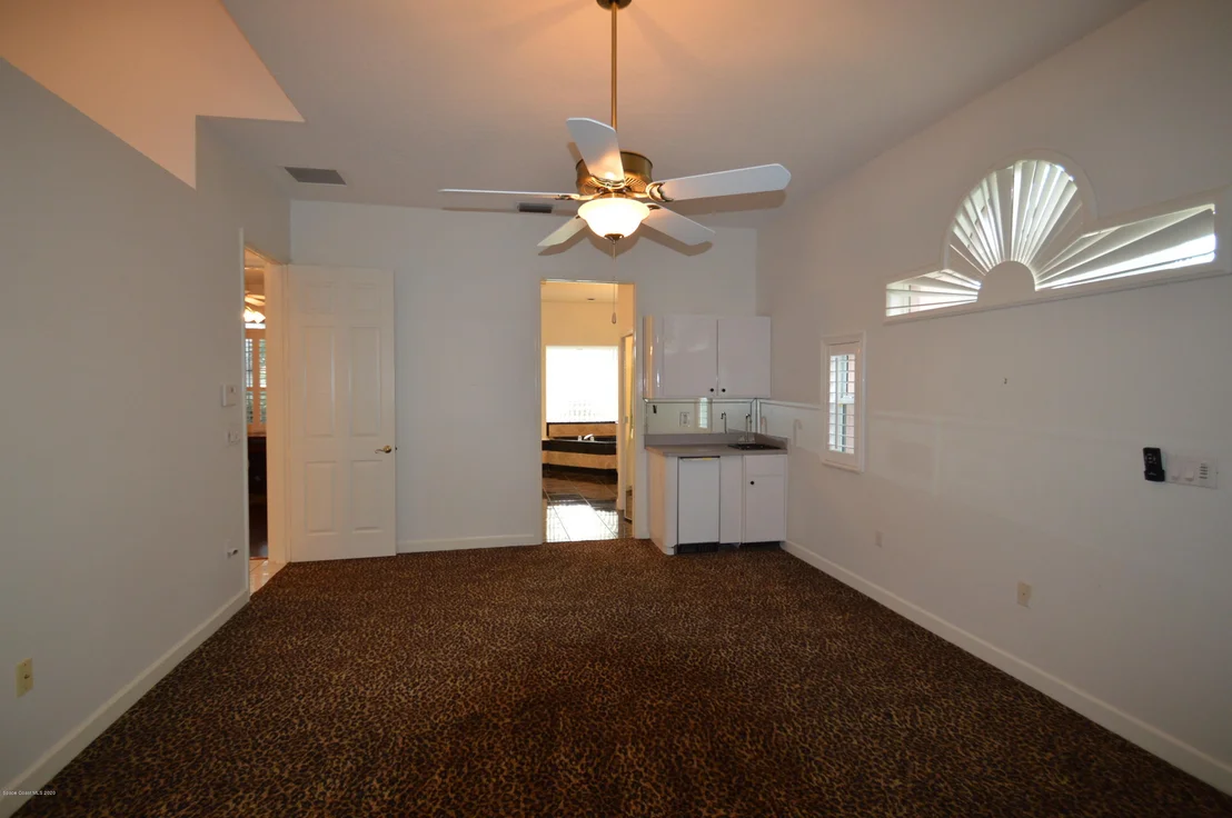 Photo of 2015 Canterbury Drive