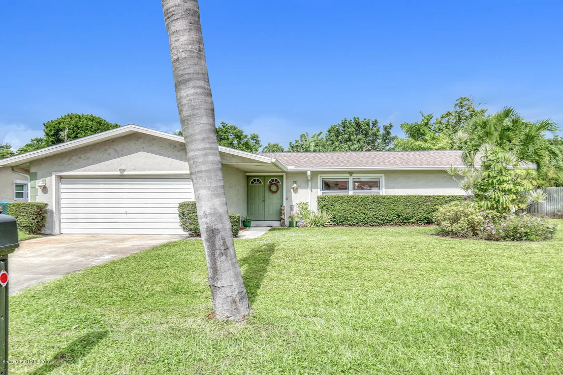Photo of 402 Surf Road