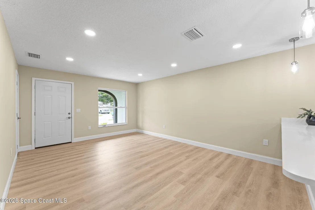 Photo of 3660 Longbow Road