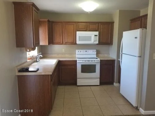 Photo of 1149 Cabot Drive NE
