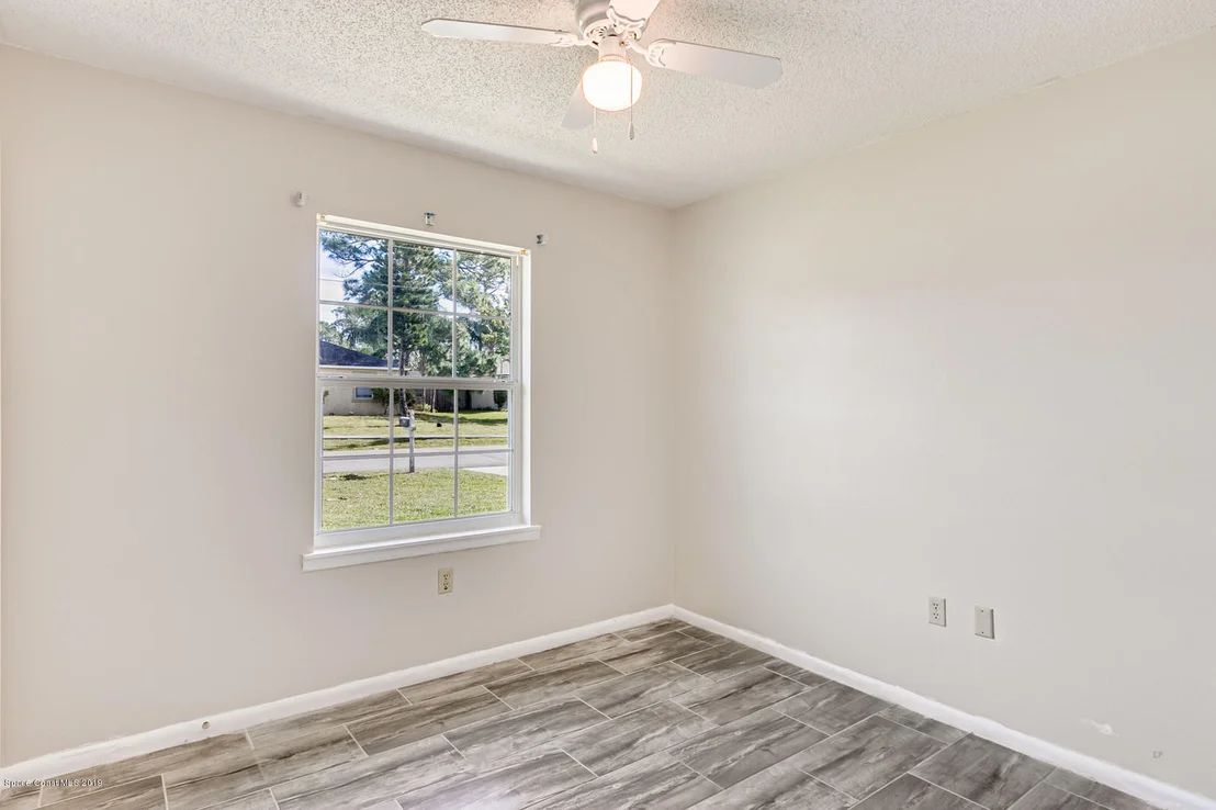 Photo of 5964 Rena Avenue E