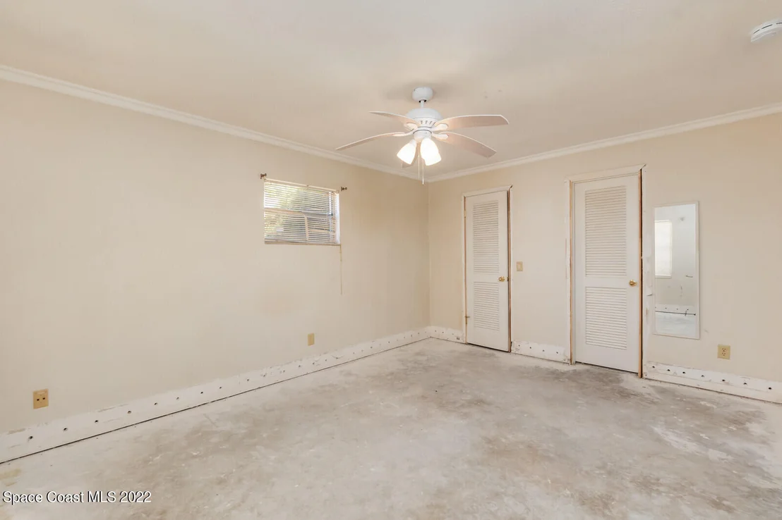 Photo of 2889 Wright Avenue