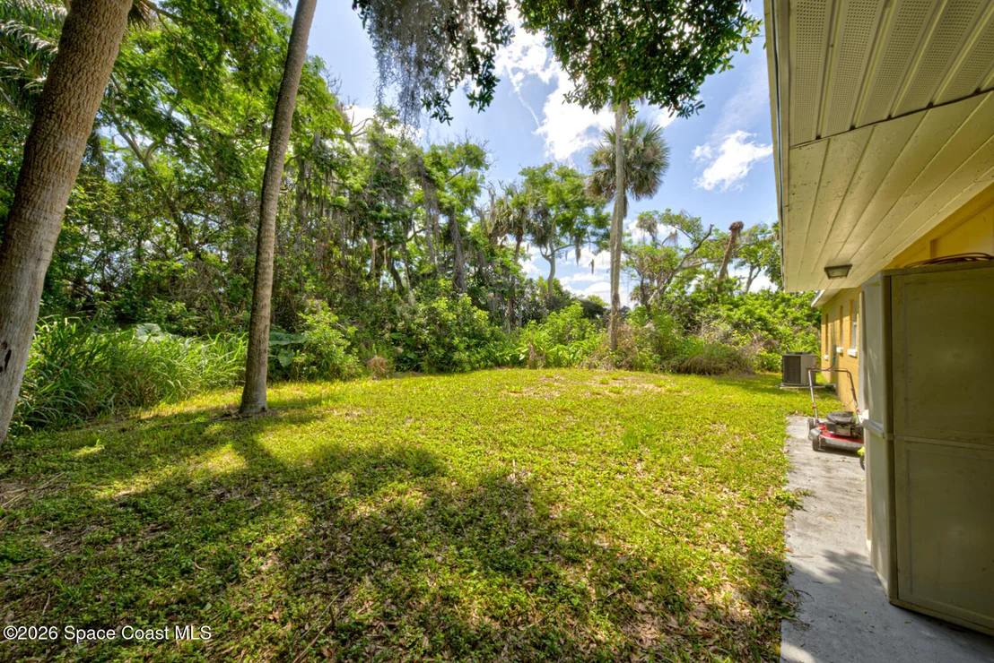 Photo of 212 Plumosa Drive