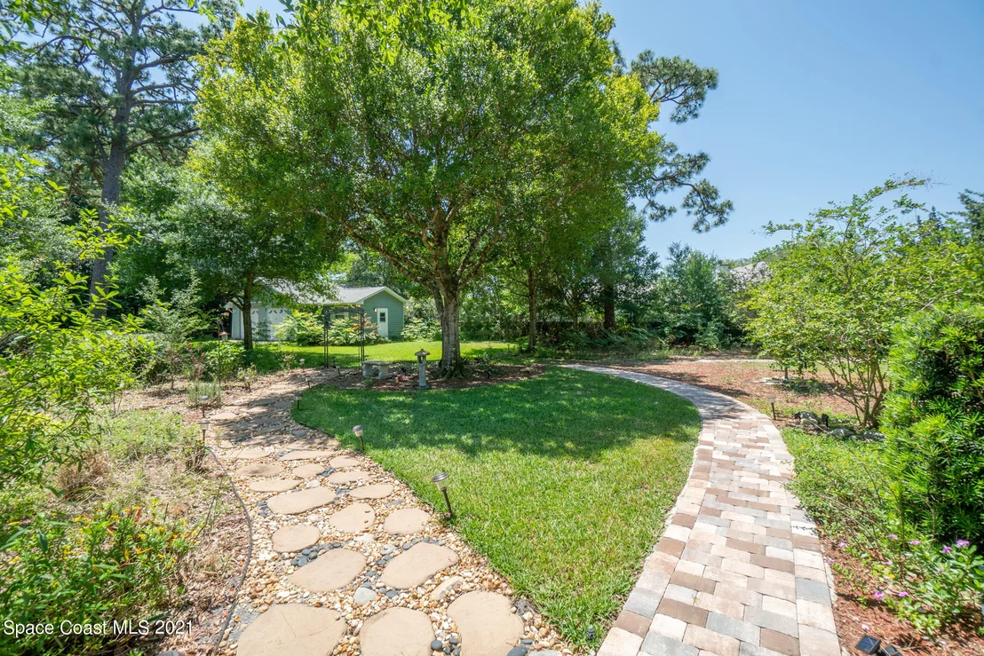 Photo of 1180 Ashlyn Drive