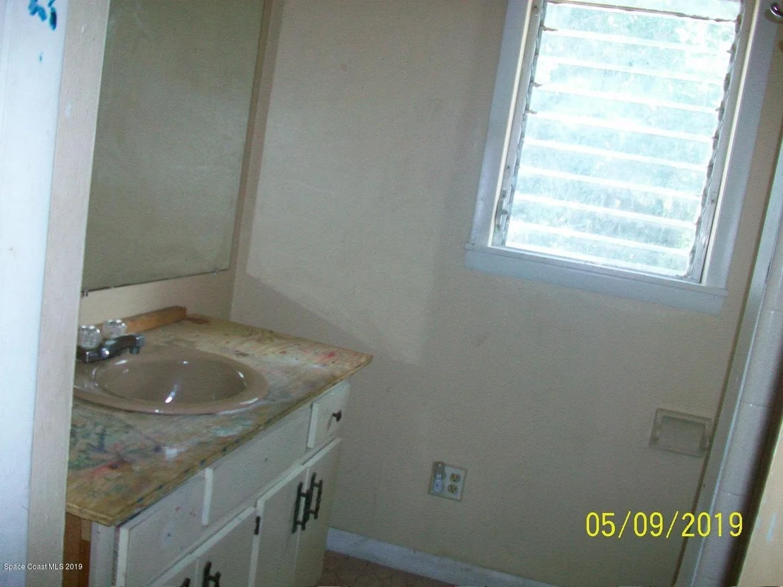 Photo of 501 Edgewood Drive