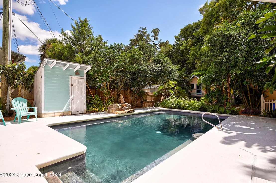 Photo of 23 Barton Avenue