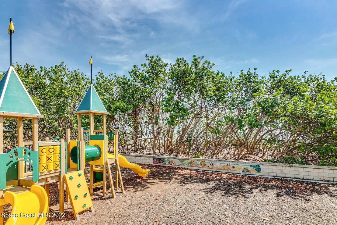 Photo of 640 Hibiscus Drive