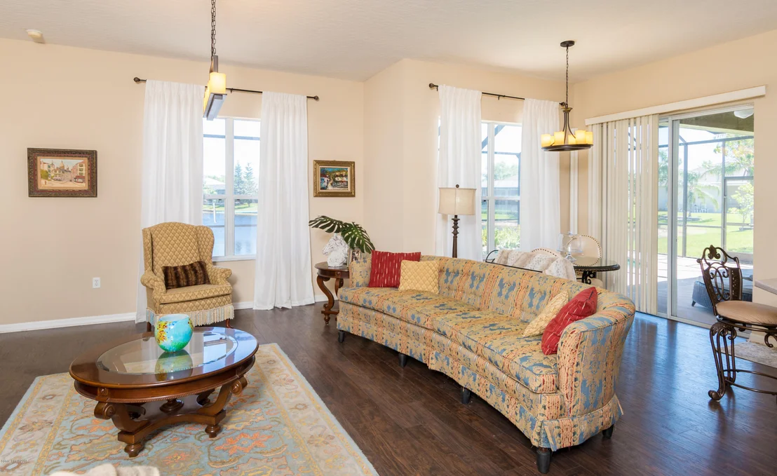 Photo of 4867 Alamanda Drive
