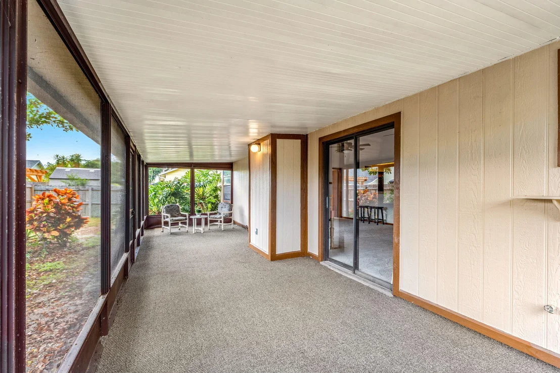 Photo of 877 Yellow Pine Avenue