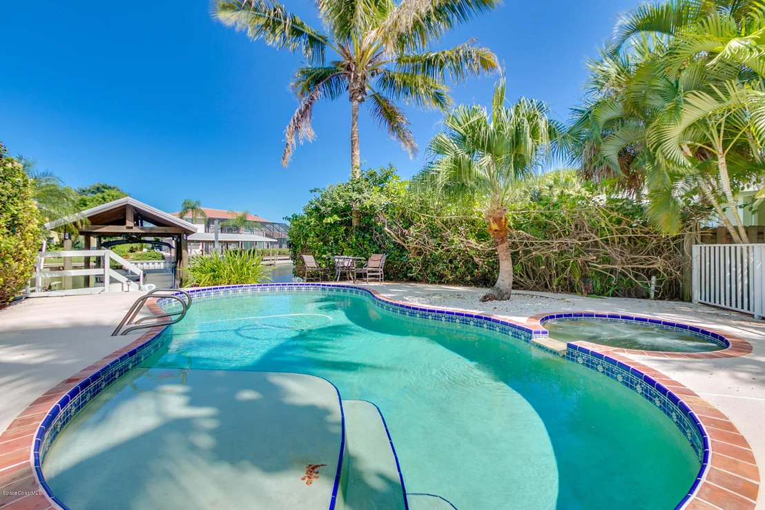 Photo of 438 Sandy Key