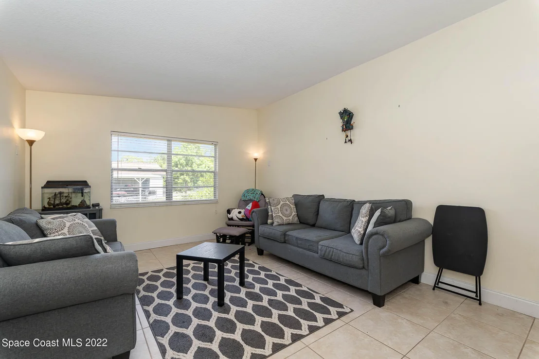 Photo of 1024 Daytona Drive NE