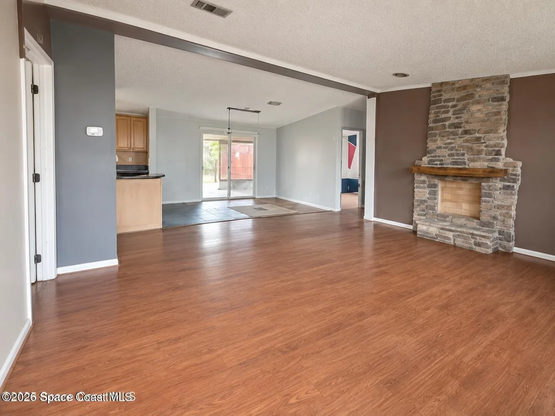 Photo of 7220 Pluto Avenue