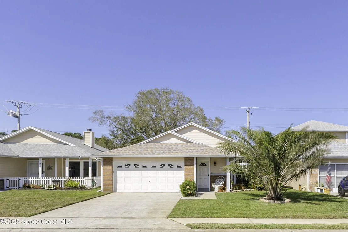 Photo of 912 S South Fork Circle