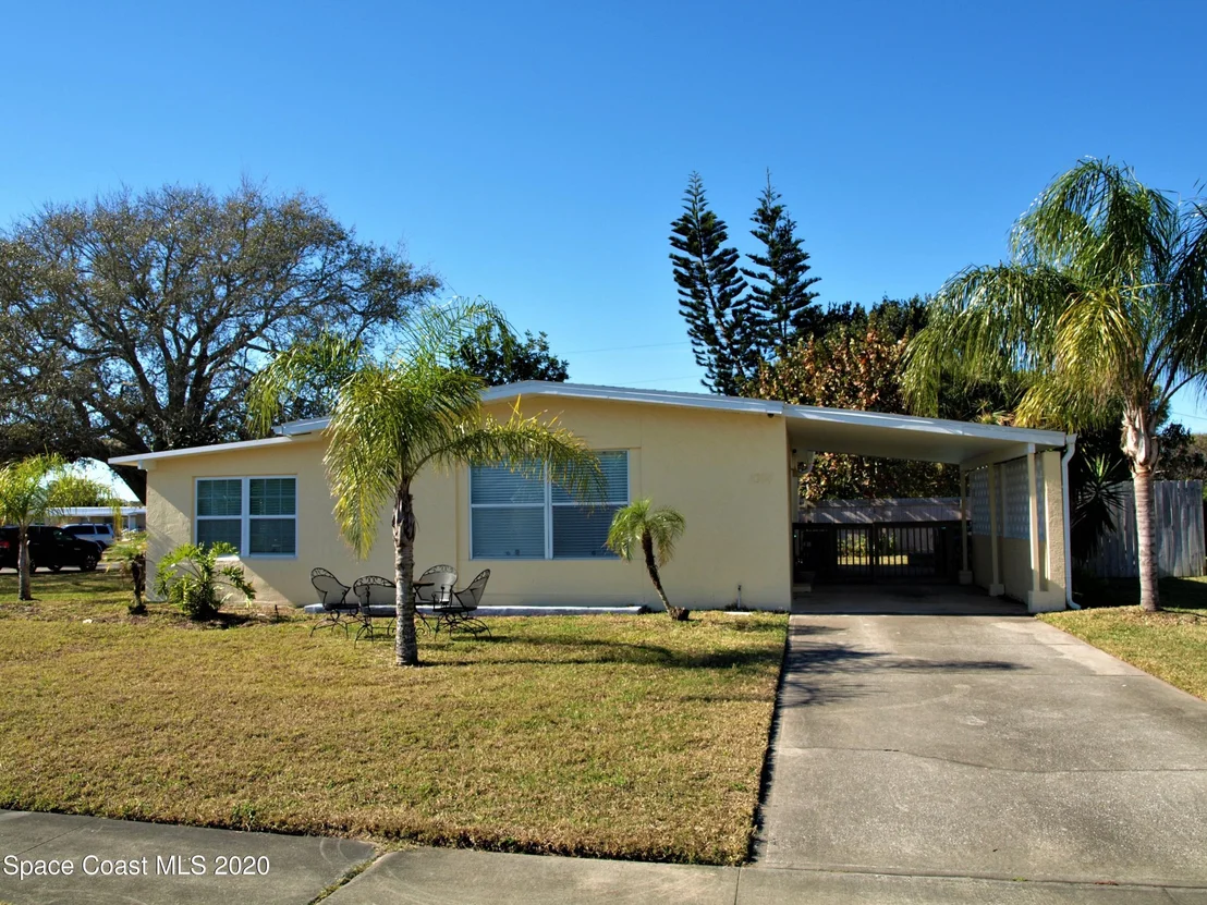 Photo of 1084 Cable Lane NE