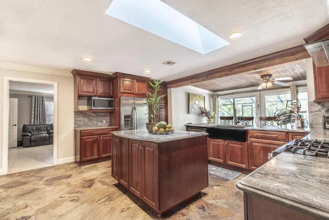 Photo of 3590 Weber Road