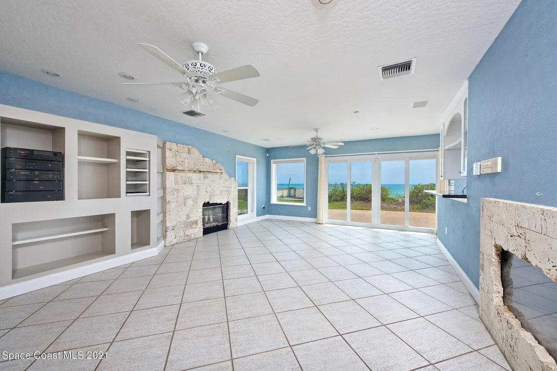 Photo of 2055 N Highway A1a