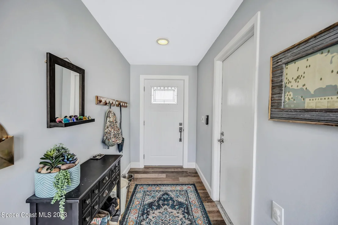Photo of 245 Applewood Circle