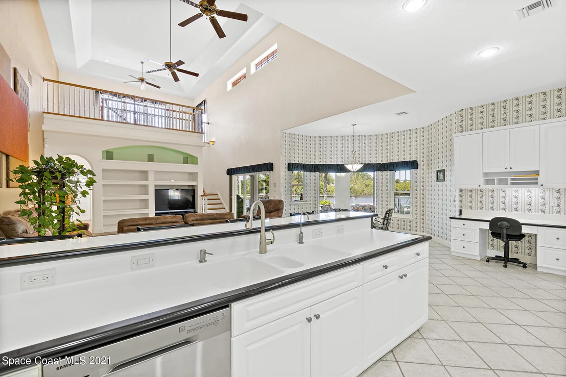 Photo of 502 Topsail Drive