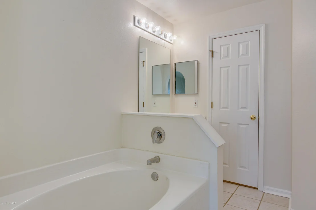 Photo of 4266 Four Lakes Drive