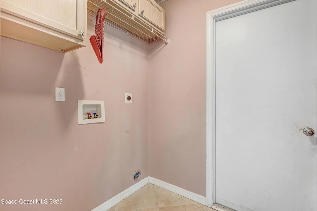 Photo of 895 Shaw Circle