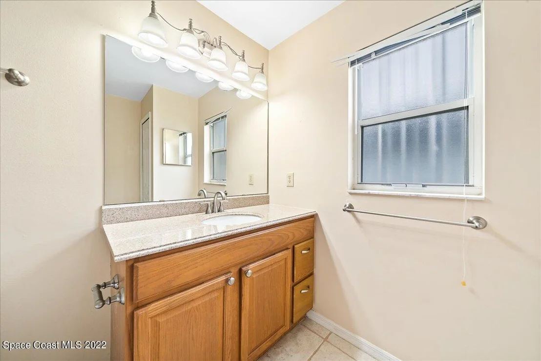 Photo of 958 Tamarind Circle