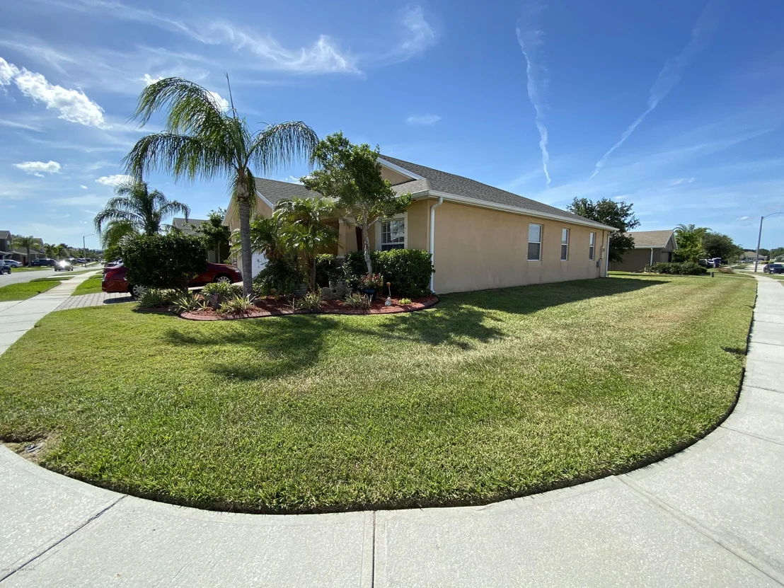 Photo of 2291 Bridgeport Circle
