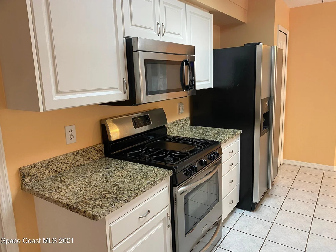Photo of 935 Osprey Lane