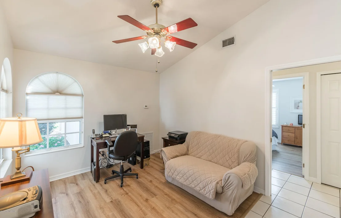Photo of 973 Somerset Lane