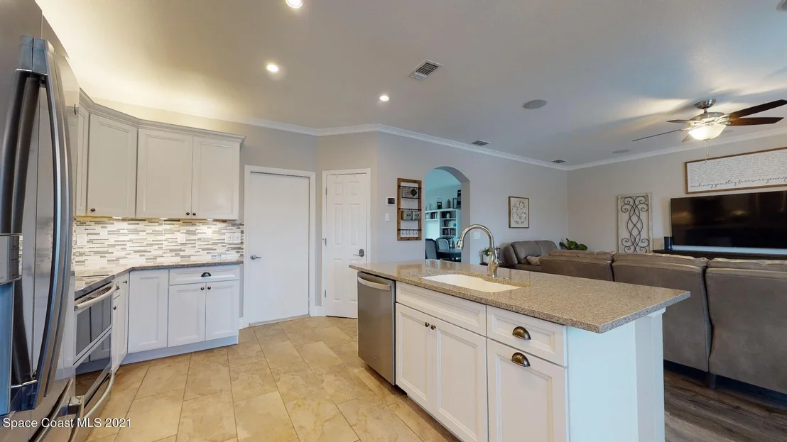 Photo of 505 Dryden Circle
