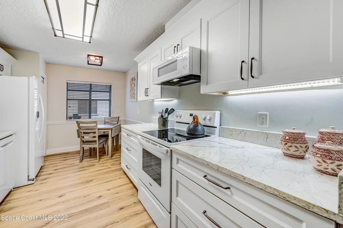 Photo of 820 Ridge Lake Drive