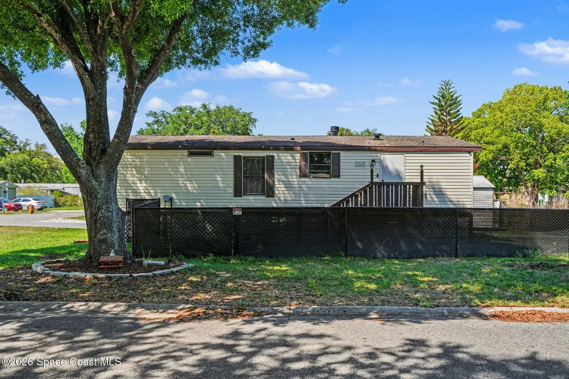 Photo of Unit 02 at 610 Jane Drive