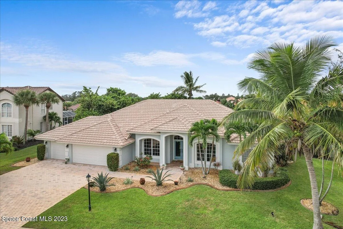Photo of 373 Flanders Drive
