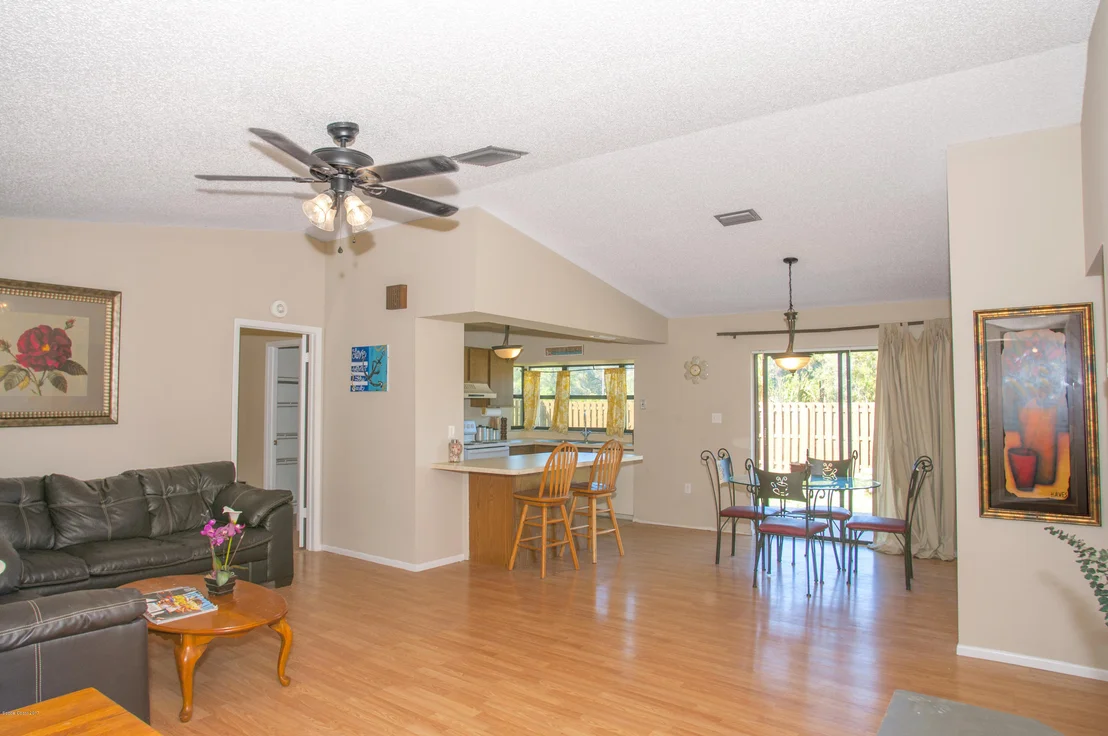 Photo of 2173 Tarrytown Lane NE
