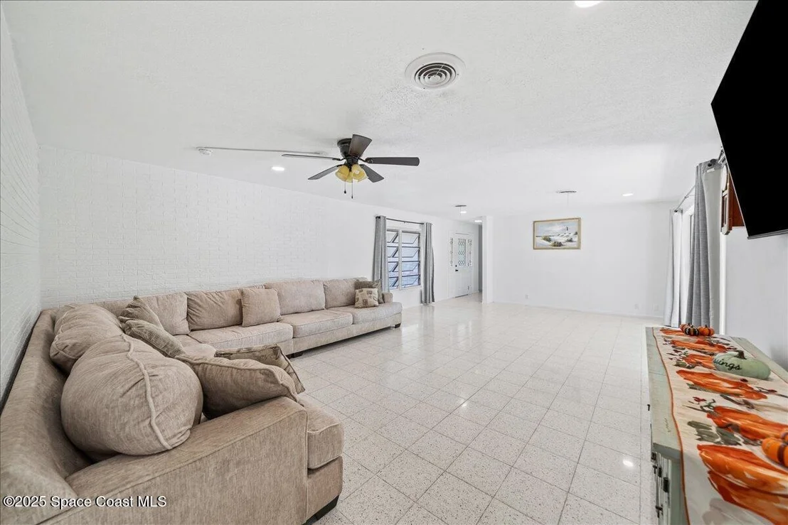 Photo of 303 Surf Road