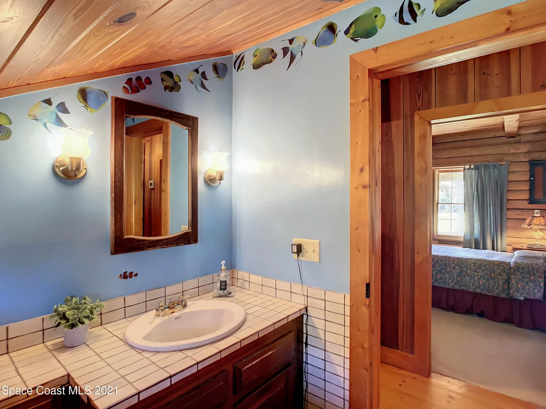 Photo of 4340 Burkholm Road