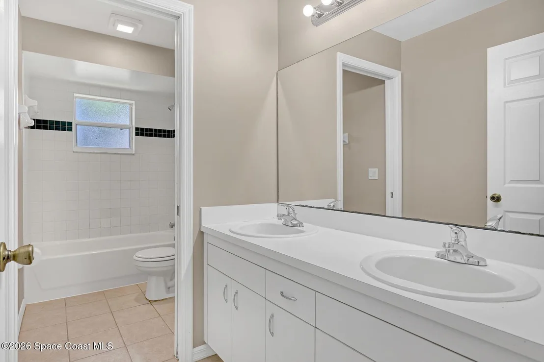 Photo of 6780 Bermuda Avenue