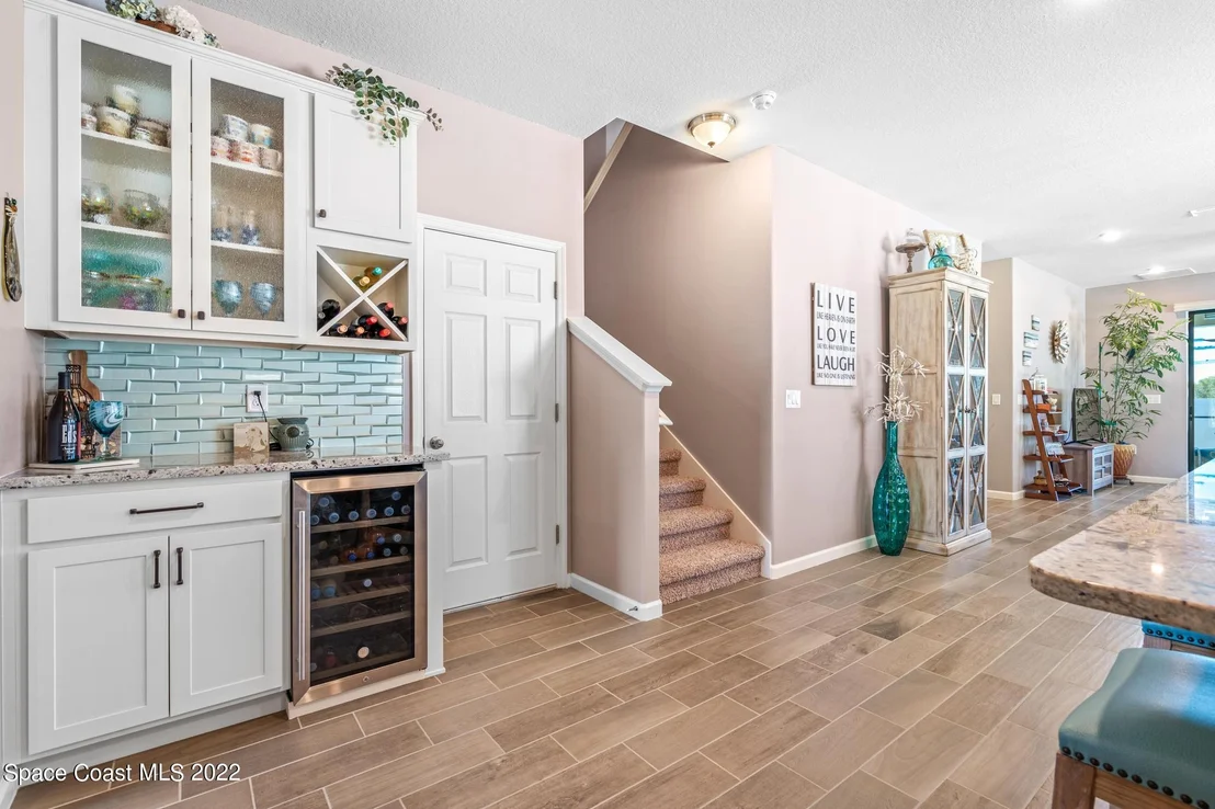 Photo of 982 Peta Way