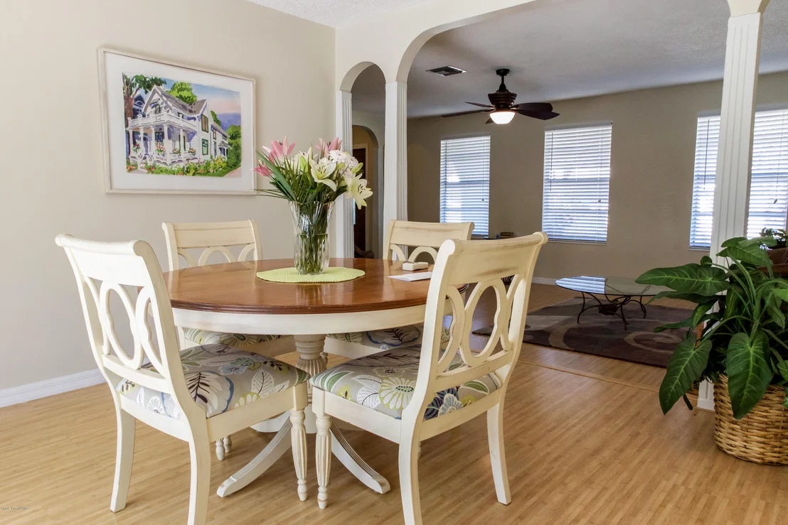 Photo of 607 Hibiscus