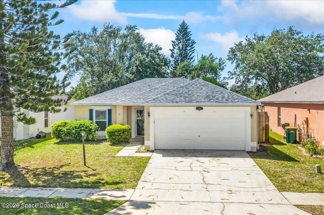 Photo of 1281 White Oak Circle